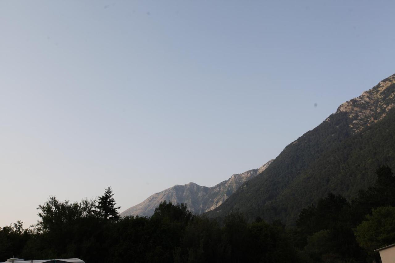 Hamiti Camping Center Dukat Екстериор снимка